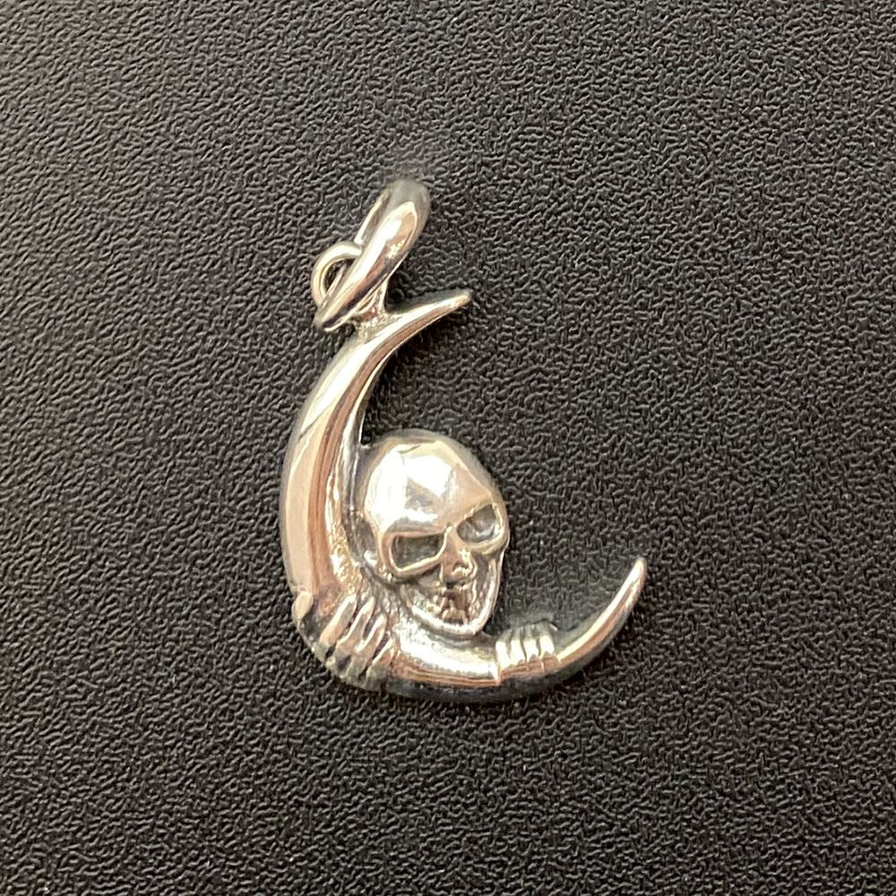 Silver-Plated Gothic Pendant
