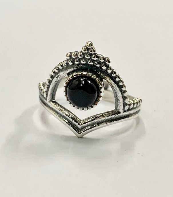 Crowned Chevron Crystal Ring 08
