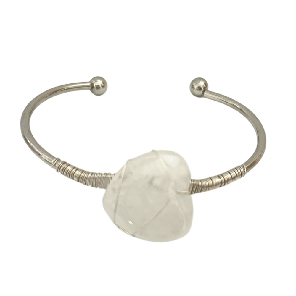 Heart-Shaped Crystal Bangle