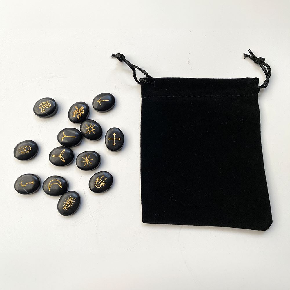 Witches Rune Set with Pouch