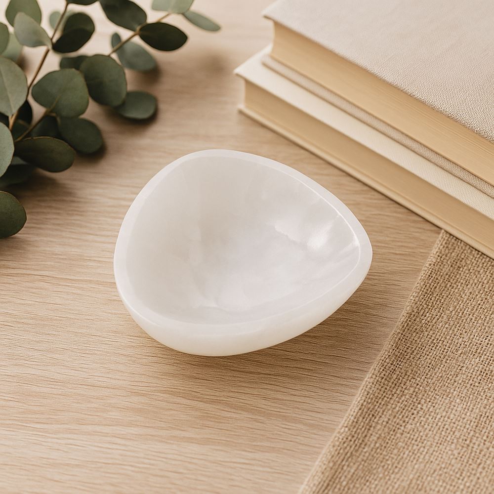 Selenite Bowl, Triangular, 10cm
