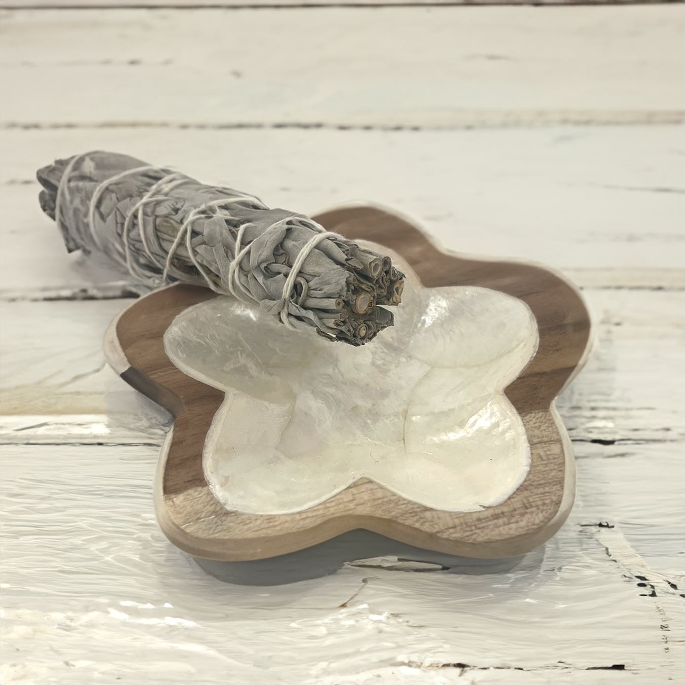 Flower Trinket Dish, Teak Wood with Abalone Inlay, Approx. 10cm