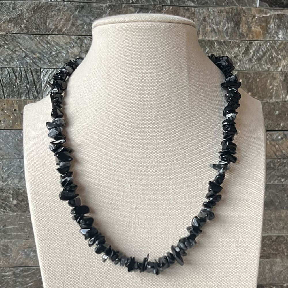 Gemstone Chips Necklace