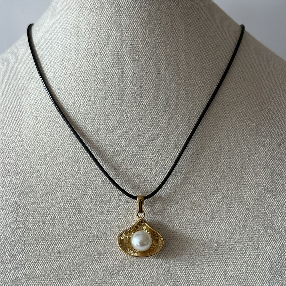 Pearl Shell Pendant, Black Cord