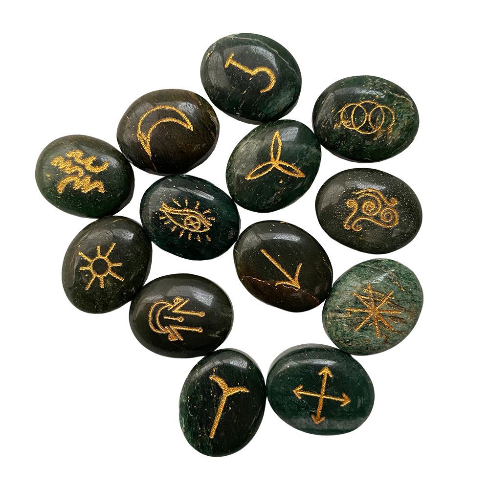 Witches Rune Set with Pouch β Global 1st Retail