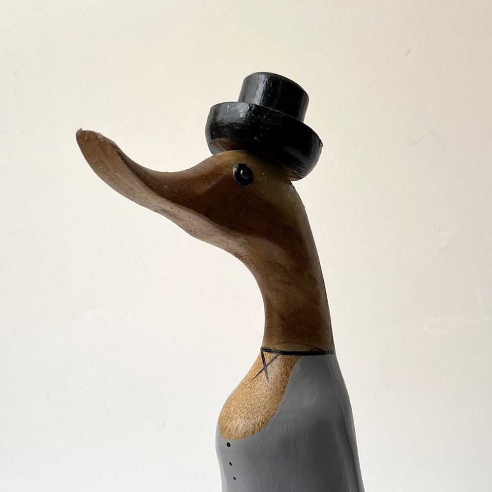 Suited Duck, 25x10x10cm