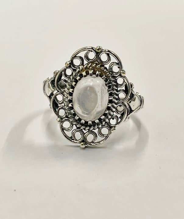 Royal Oval Crystal Ring 16