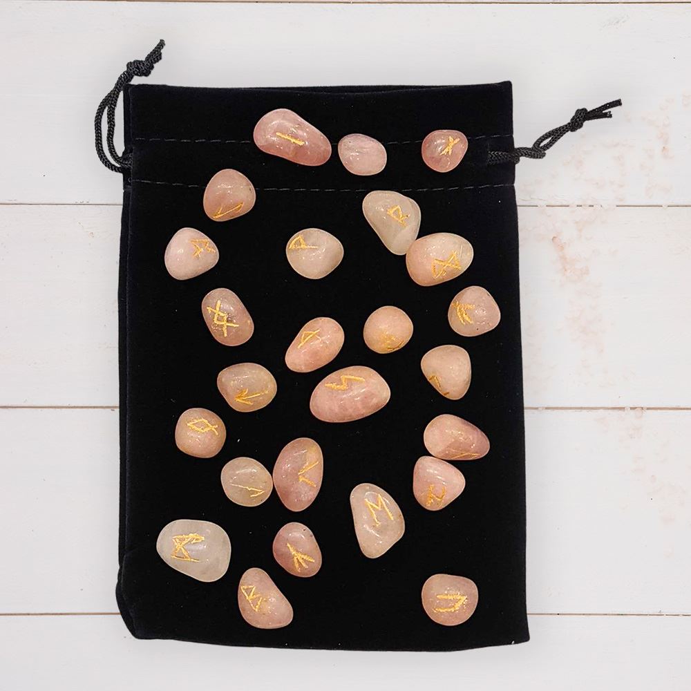 Rune Set with Pouch, 1-2cm